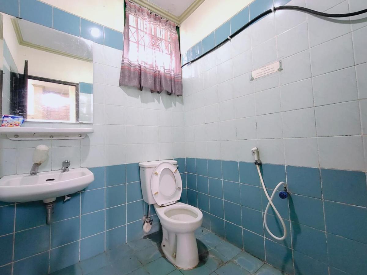 Villa Semesta Cikundul Buitenkant foto